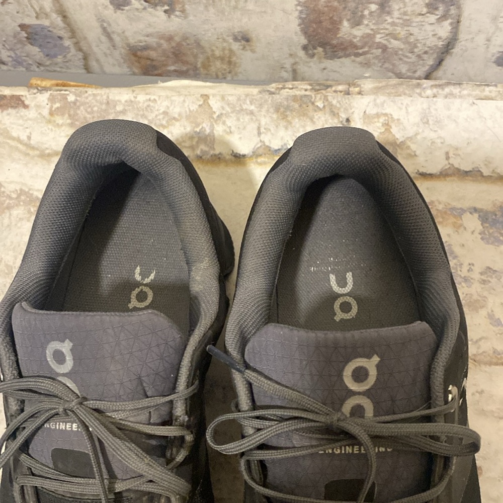 On Running Cloudventure Waterproof - image 4